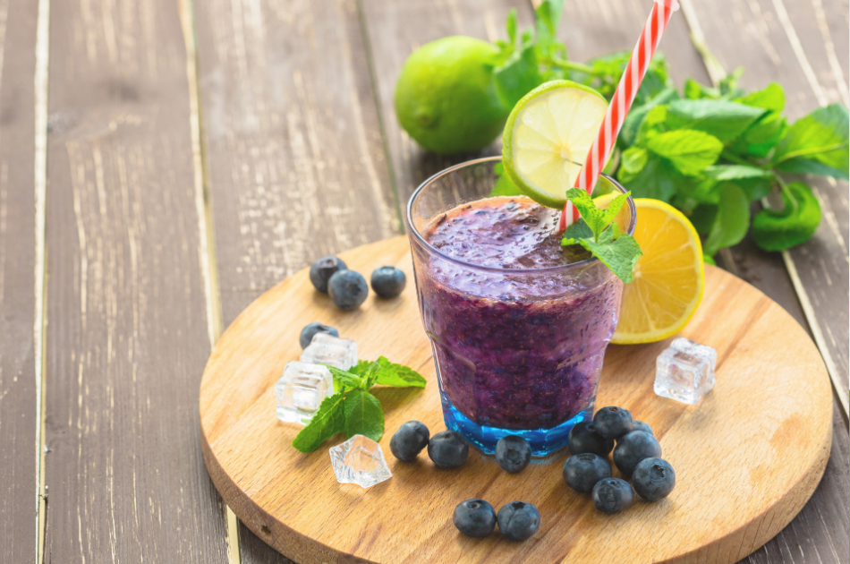 My Go-To Blueberry Smoothie That Simplifies Everyday&nbsp;Life